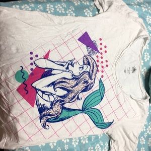 An XS Disney T-shirt retro Little Mermaid